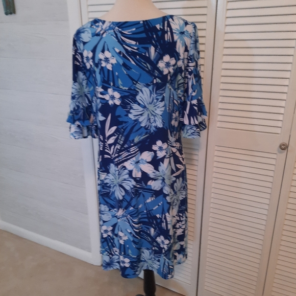 Cappagallo floral stretchy bell sleeve dress medium - Picture 7 of 9